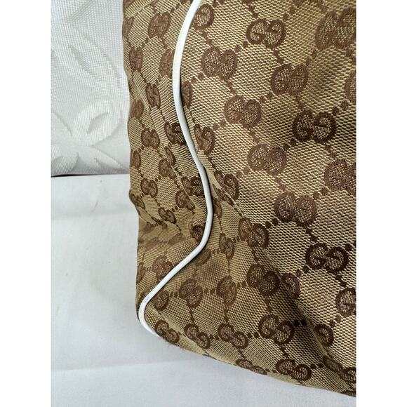 Gucci White Original GG Canvas Positano Tote with Silk Gucci Scarf - Picture 10 of 16